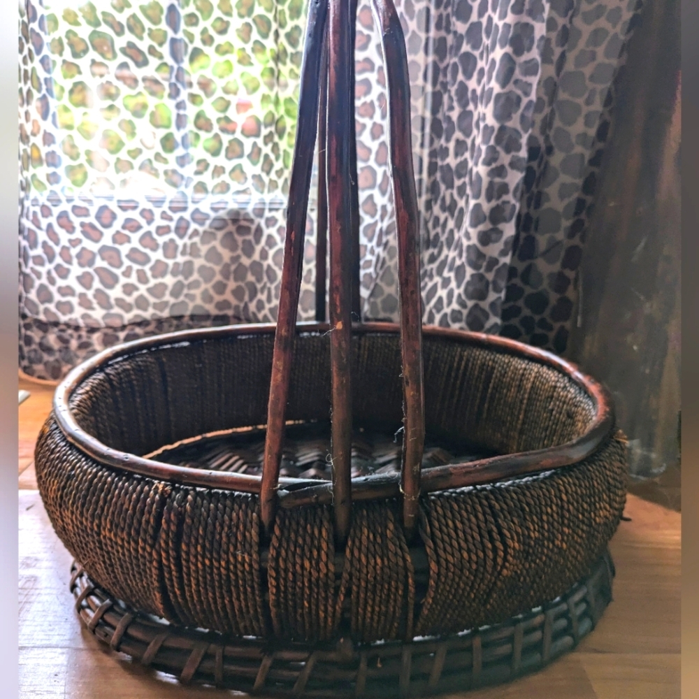Unique large basket
